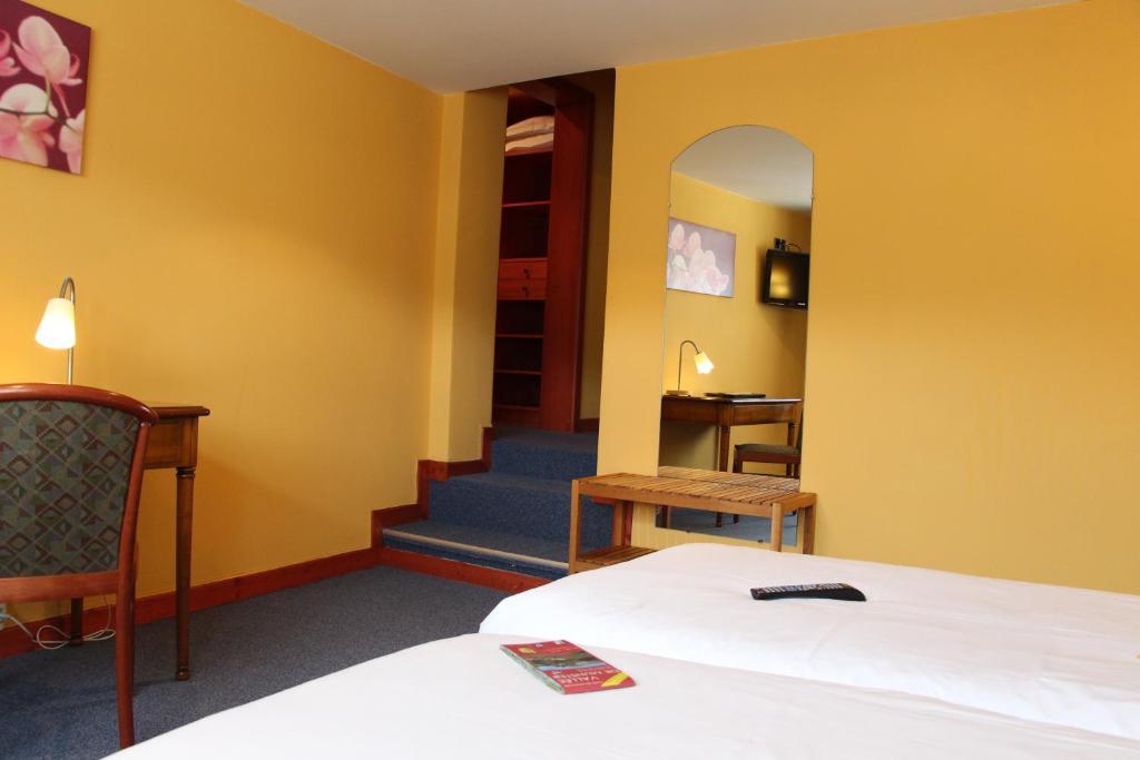 Hotel Restaurant La Cigogne مونستر الغرفة الصورة